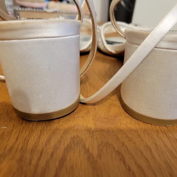 Worn Once Badgley Mischka Taylin Ankle Strap Sandal - Picture 7 of 8